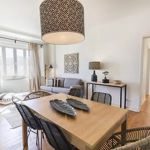 Lovelystay - Bonsai Light And Comfort Flat Lisbon